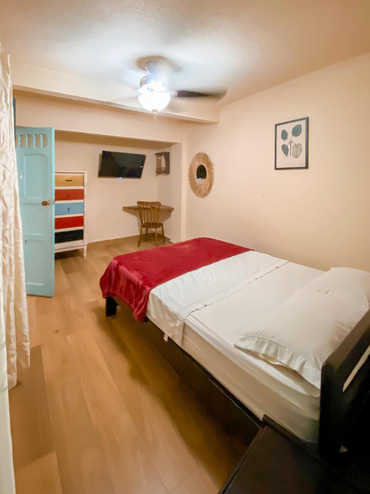 La Rosa Nautica Hostel Guaduas Kamer foto